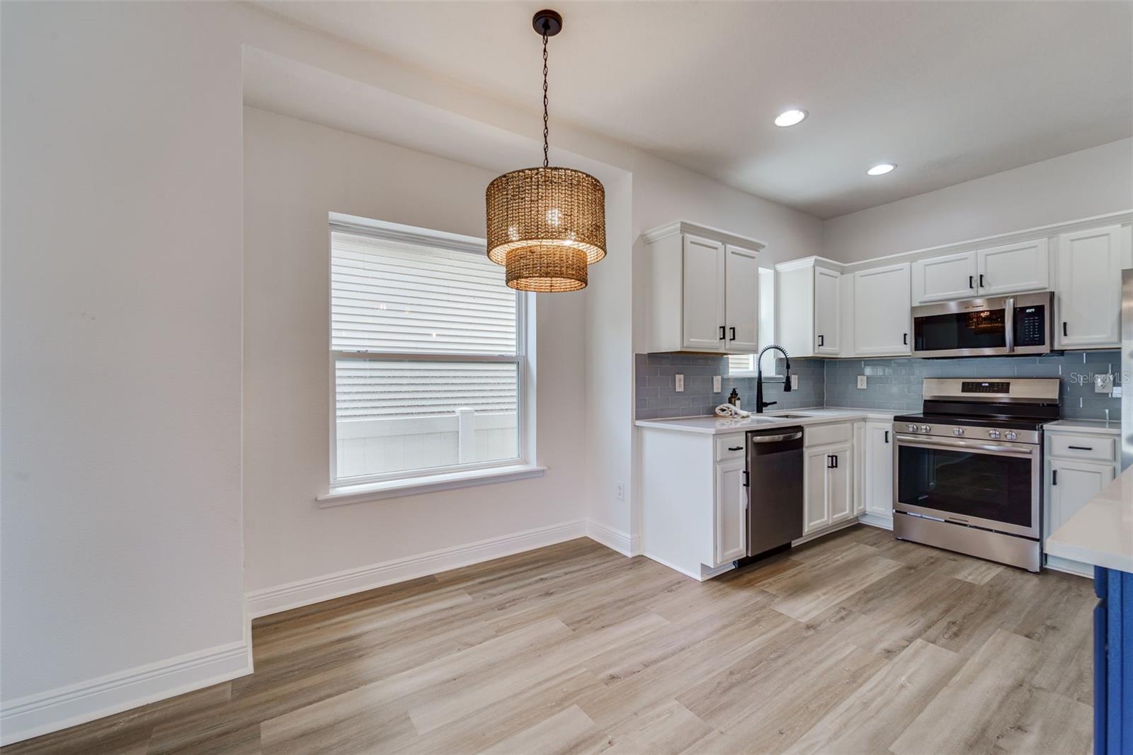 Image 10 of 41 For 1933 Chestnut Street