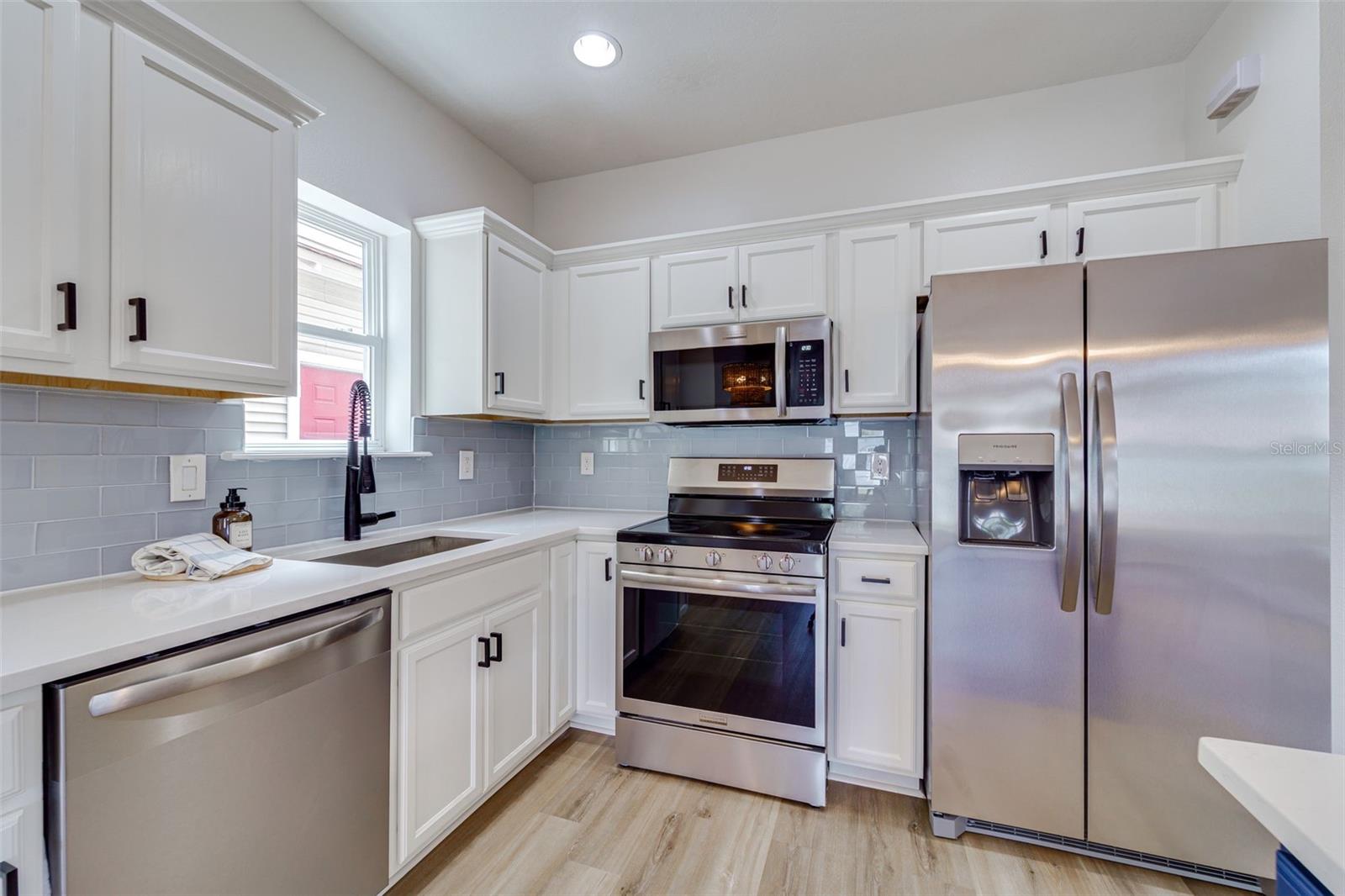 Image 12 of 41 For 1933 Chestnut Street