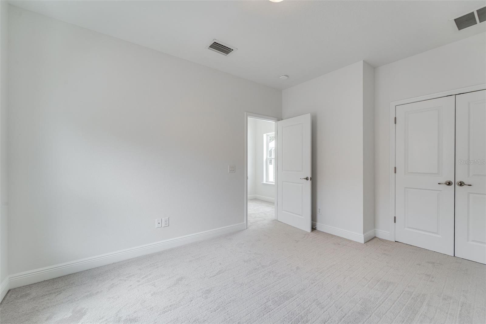 Image 28 of 41 For 1933 Chestnut Street