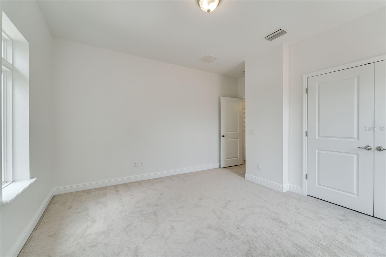 Image 35 of 41 For 1933 Chestnut Street