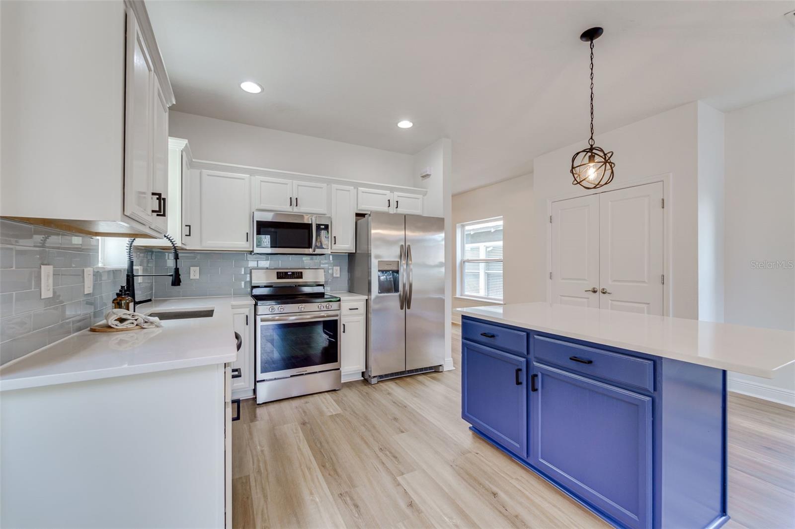 Image 7 of 41 For 1933 Chestnut Street