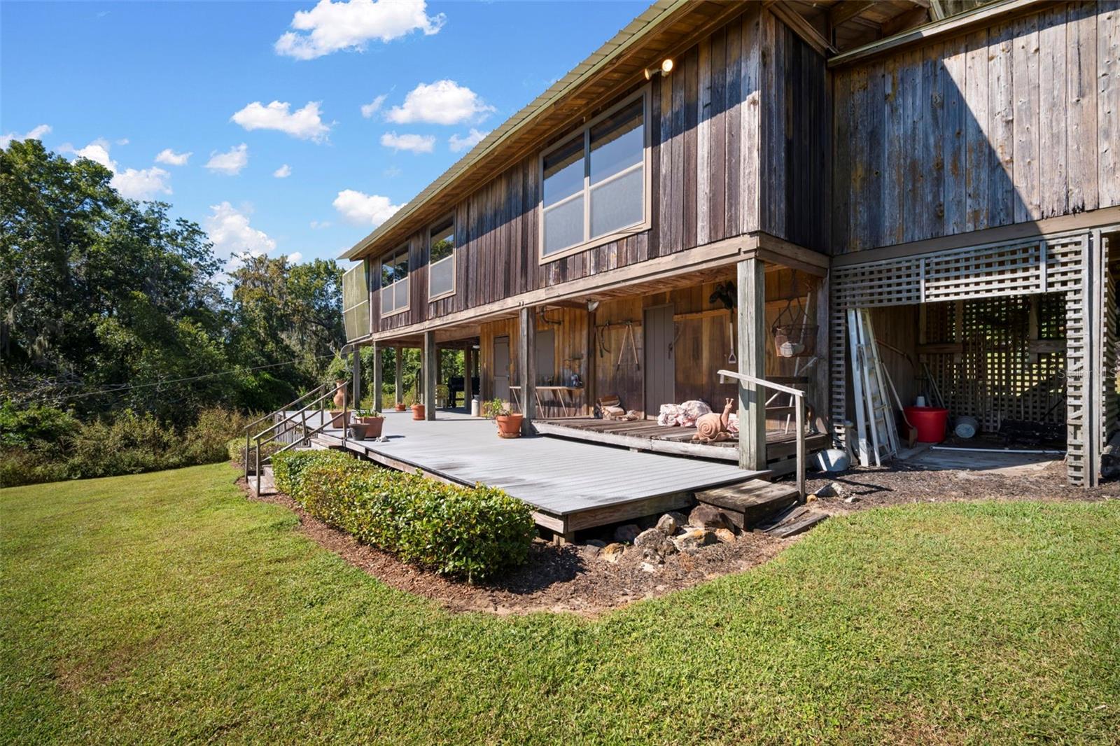 Image 11 of 33 For 32854 Lister Road