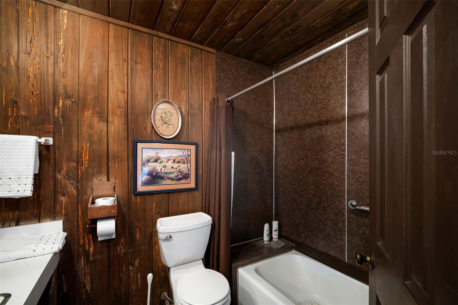 Image 30 of 33 For 32854 Lister Road