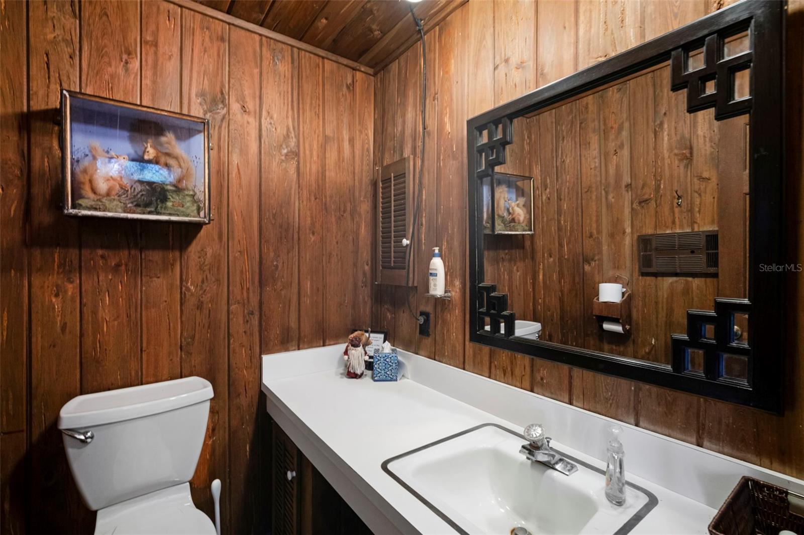 Image 31 of 33 For 32854 Lister Road