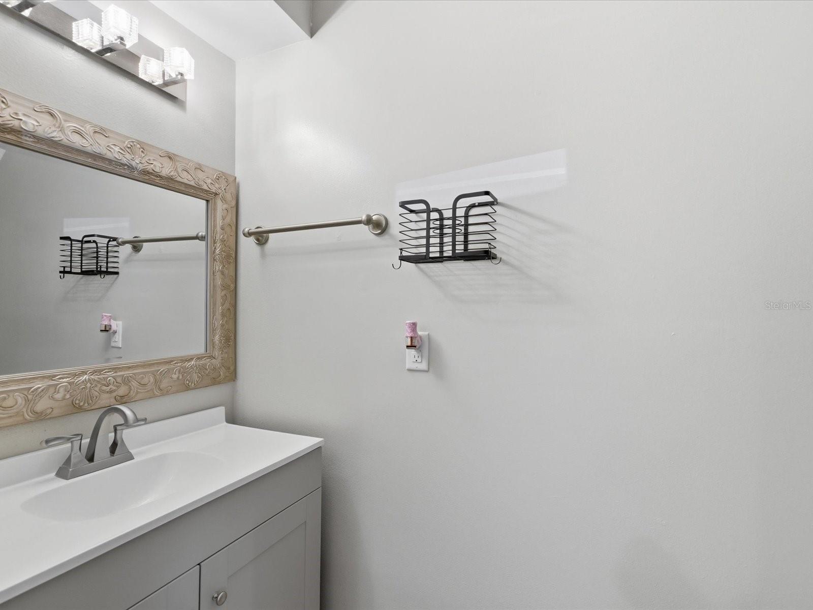 Image 11 of 34 For 144 Douglas Road W A