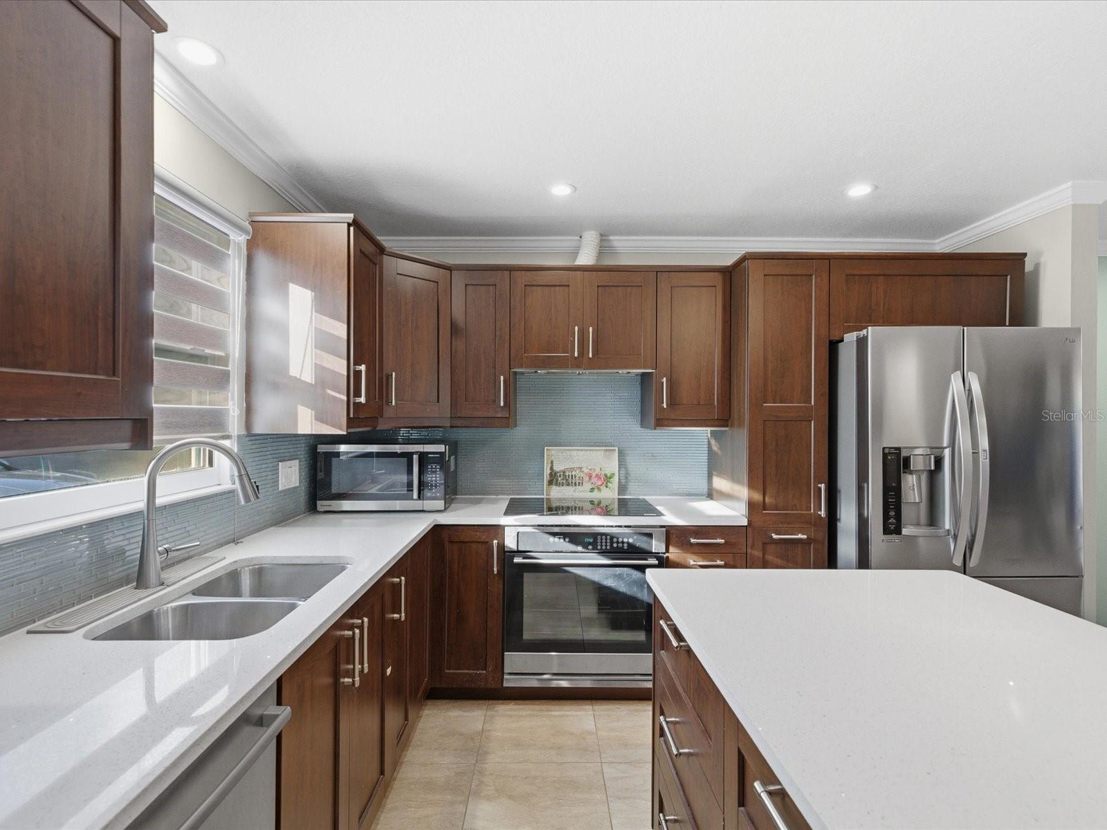 Image 2 of 34 For 144 Douglas Road W A