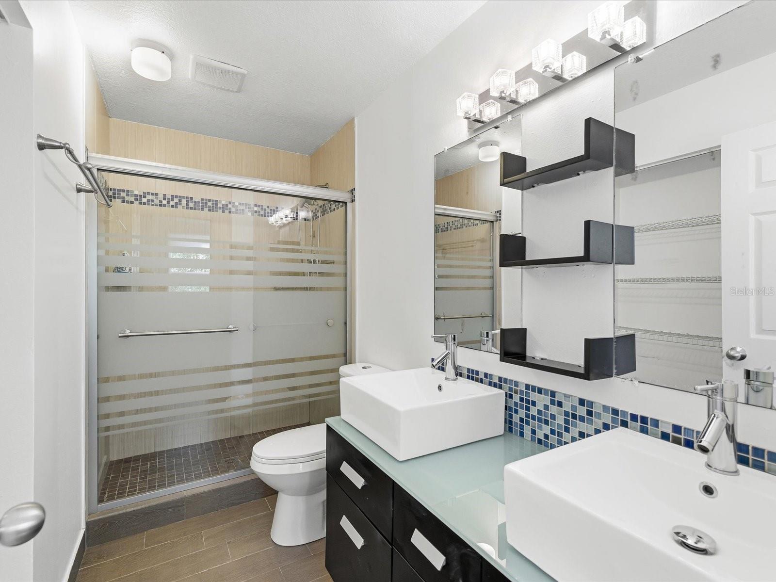 Image 28 of 34 For 144 Douglas Road W A