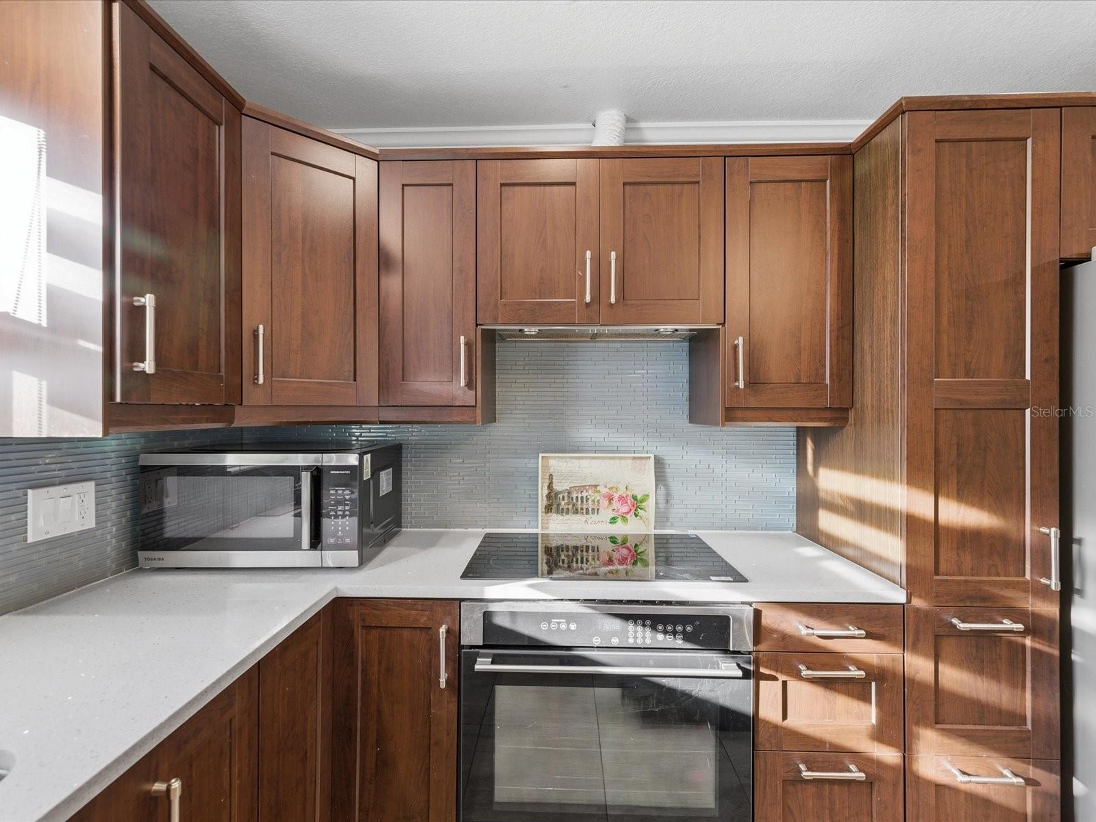 Image 5 of 34 For 144 Douglas Road W A