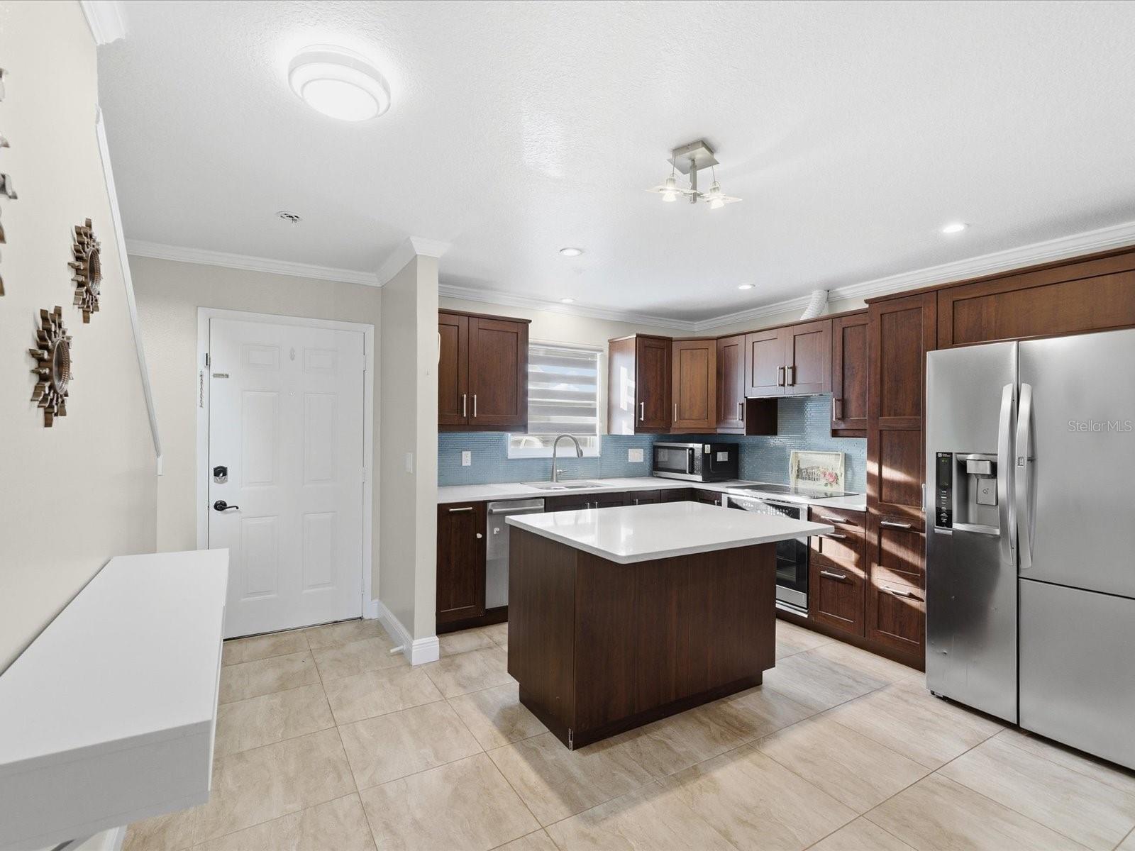 Image 8 of 34 For 144 Douglas Road W A