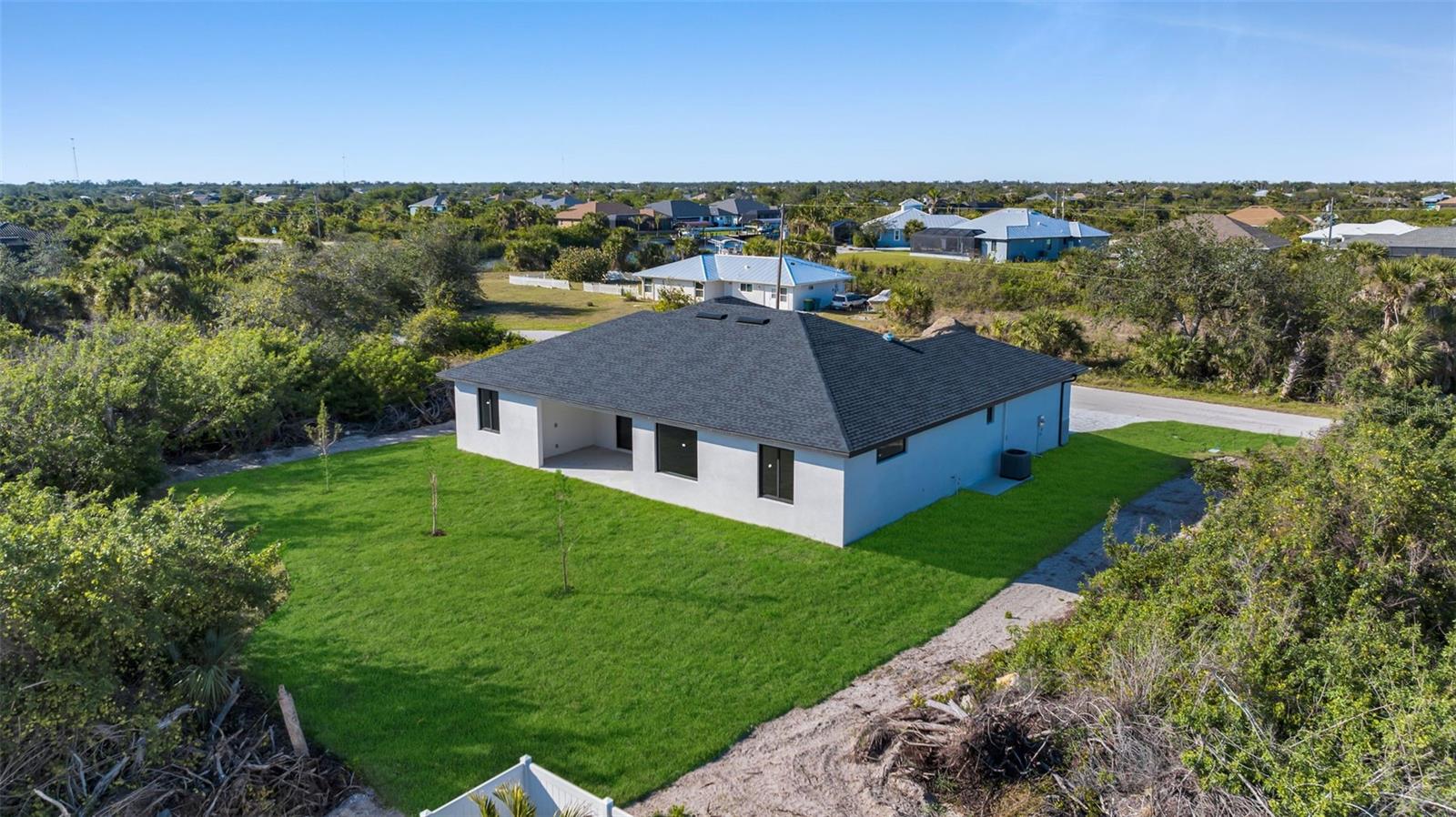 Image 25 of 34 For 14207 Fort Worth Circle