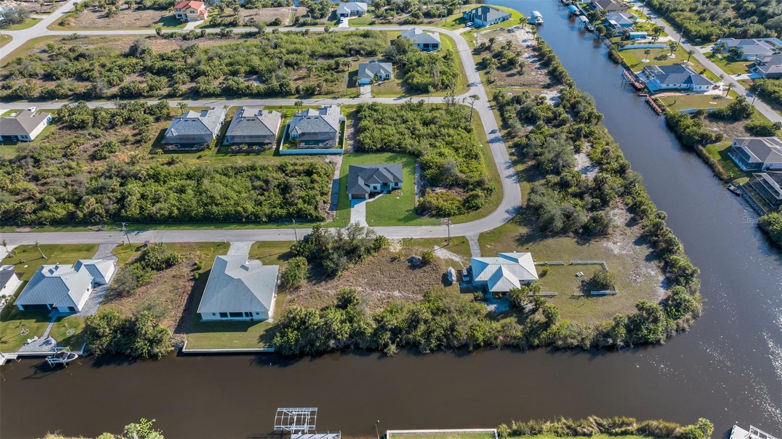 Image 28 of 34 For 14207 Fort Worth Circle