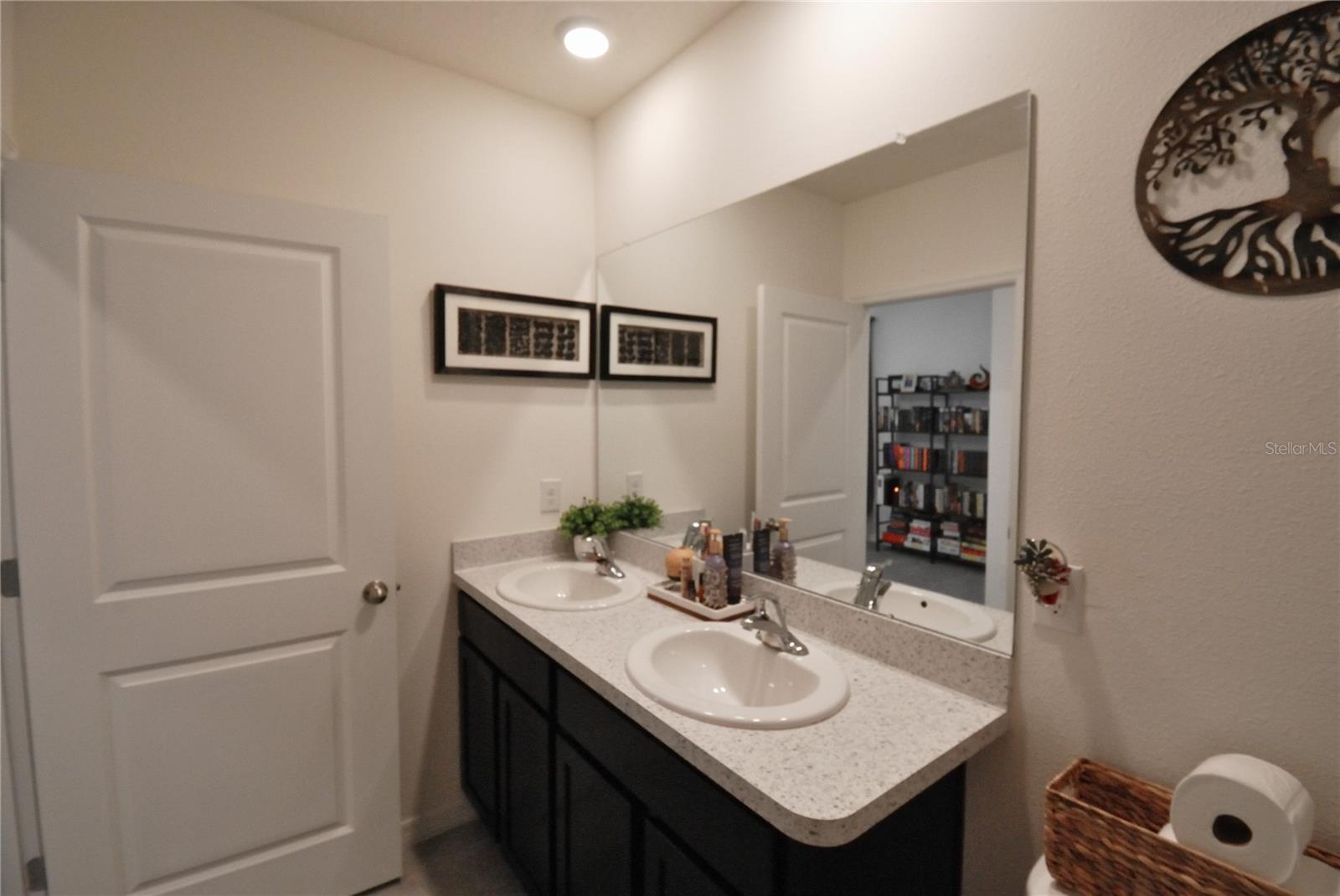 Image 15 of 29 For 10535 Penny Gale Loop