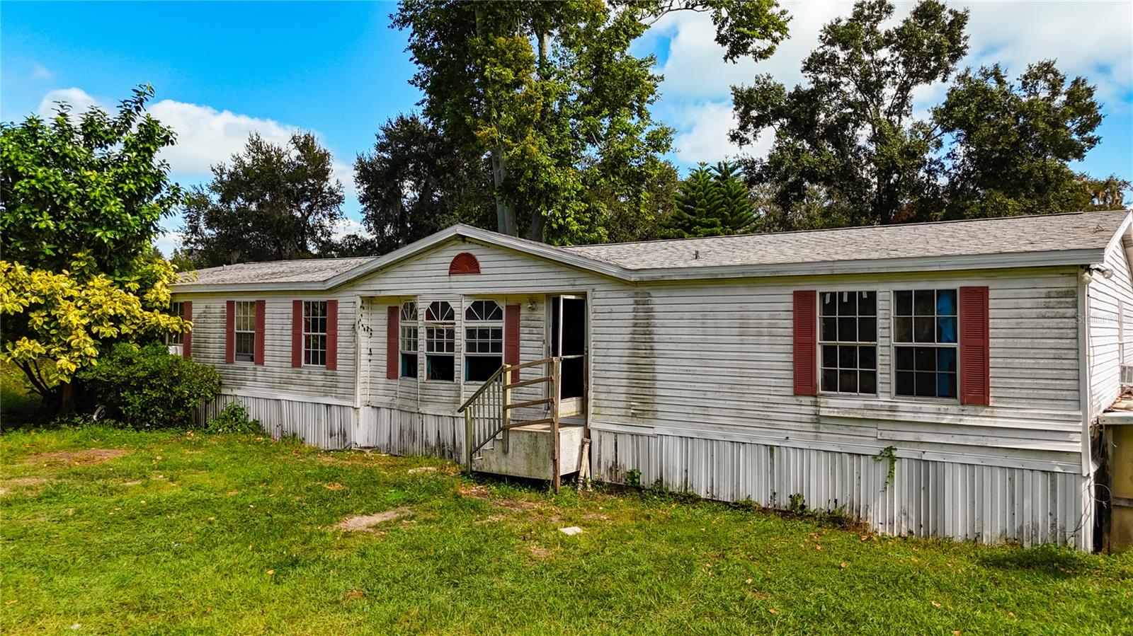 Image 2 of 63 For 2414 Brock Road