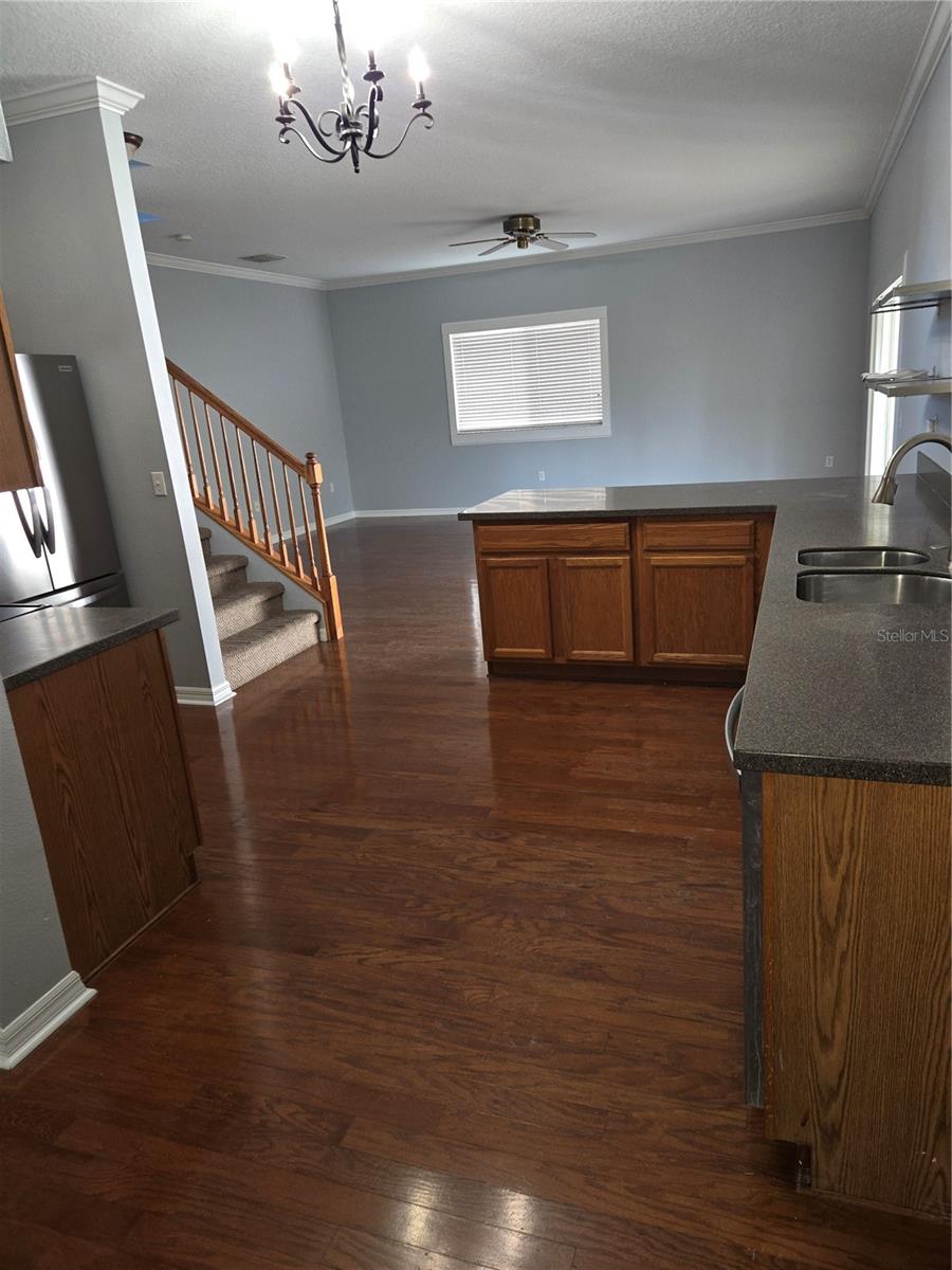 Image 11 of 19 For 395 Wingate Circle