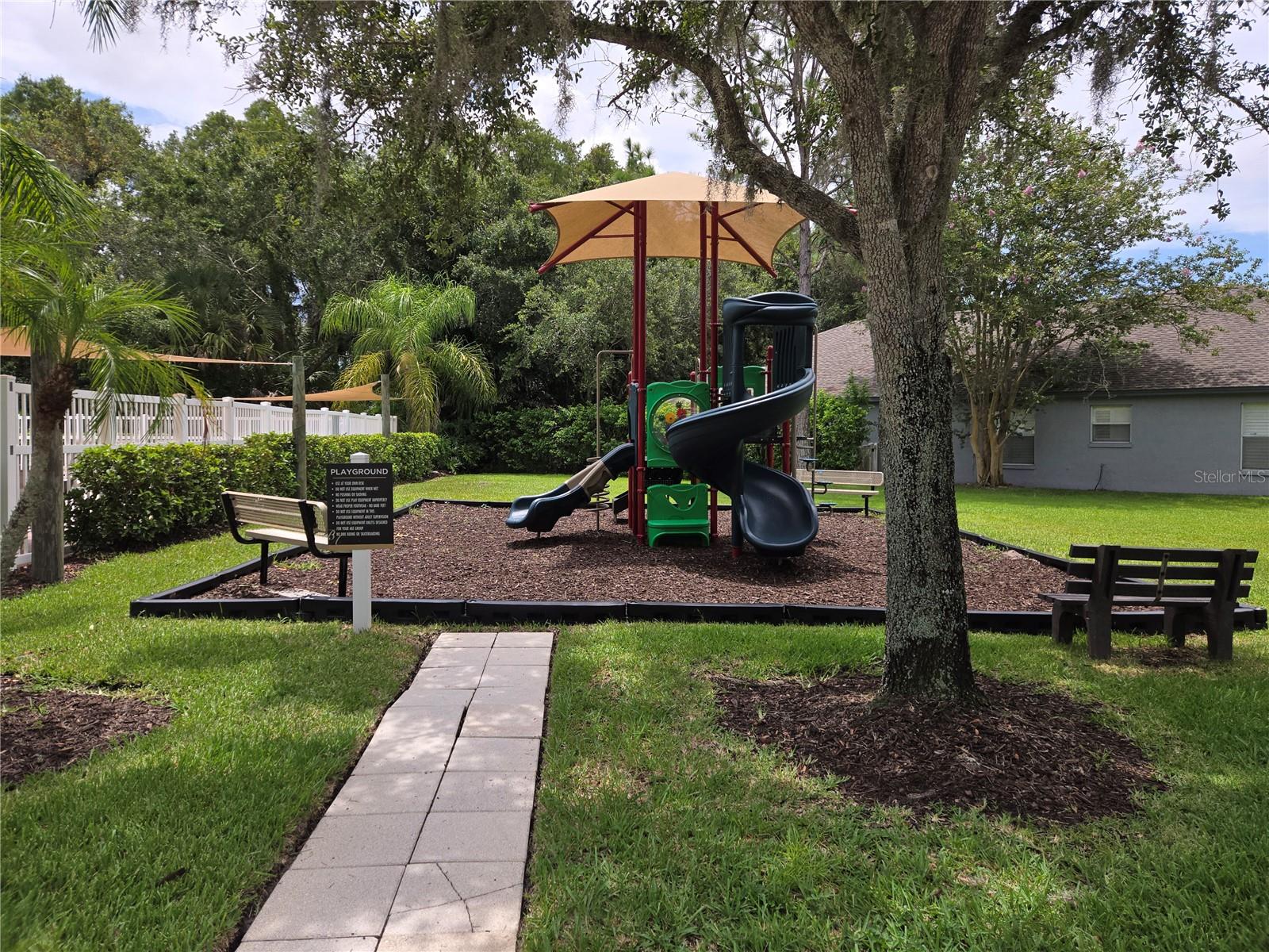 Image 17 of 19 For 395 Wingate Circle