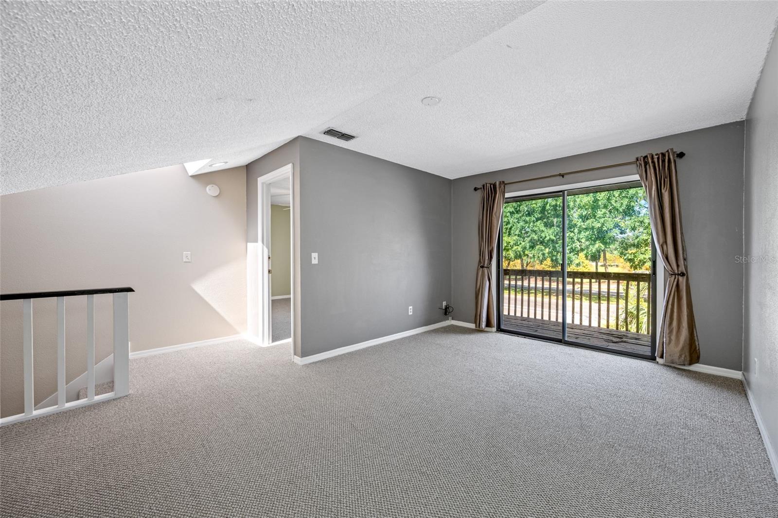 Image 45 of 70 For 940 Fenton Lane 8