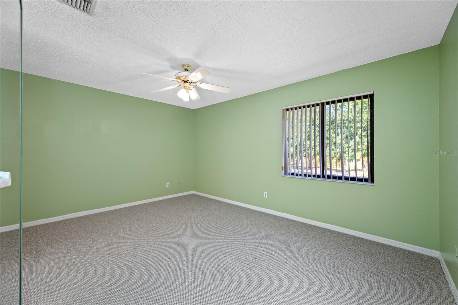 Image 48 of 70 For 940 Fenton Lane 8