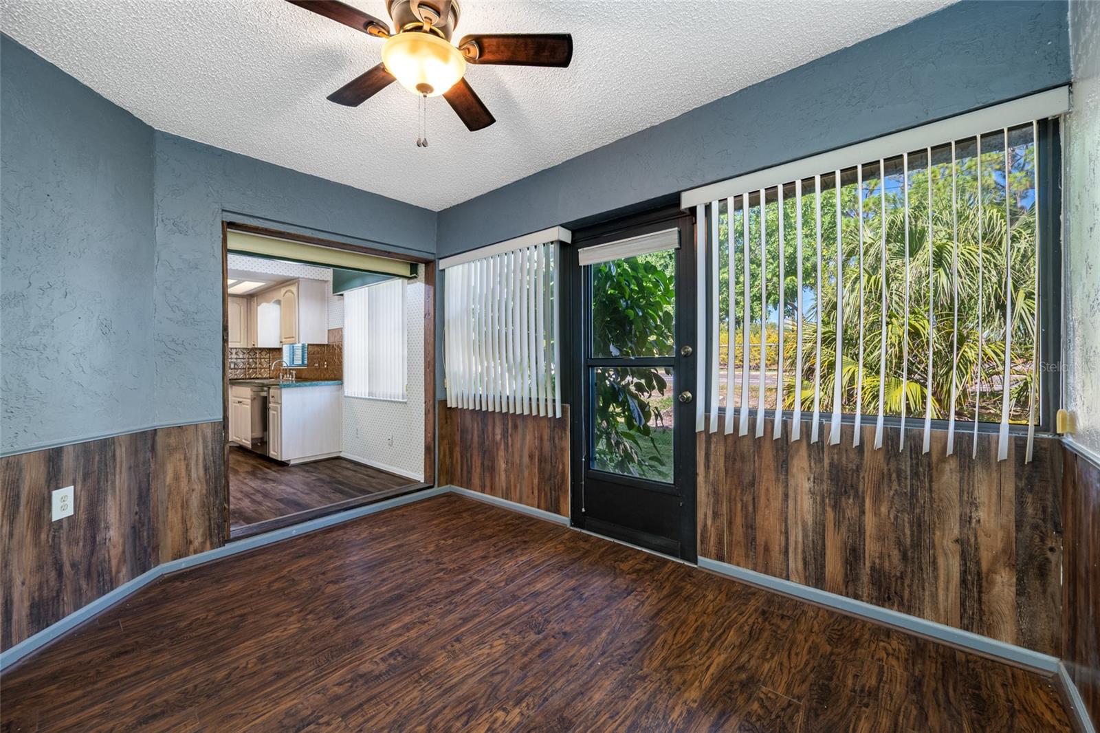 Image 55 of 70 For 940 Fenton Lane 8