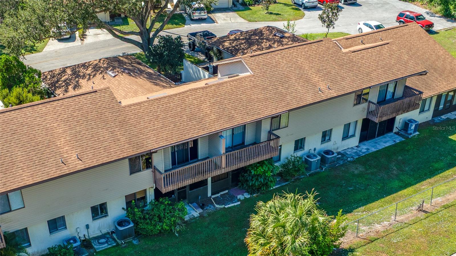 Image 64 of 70 For 940 Fenton Lane 8