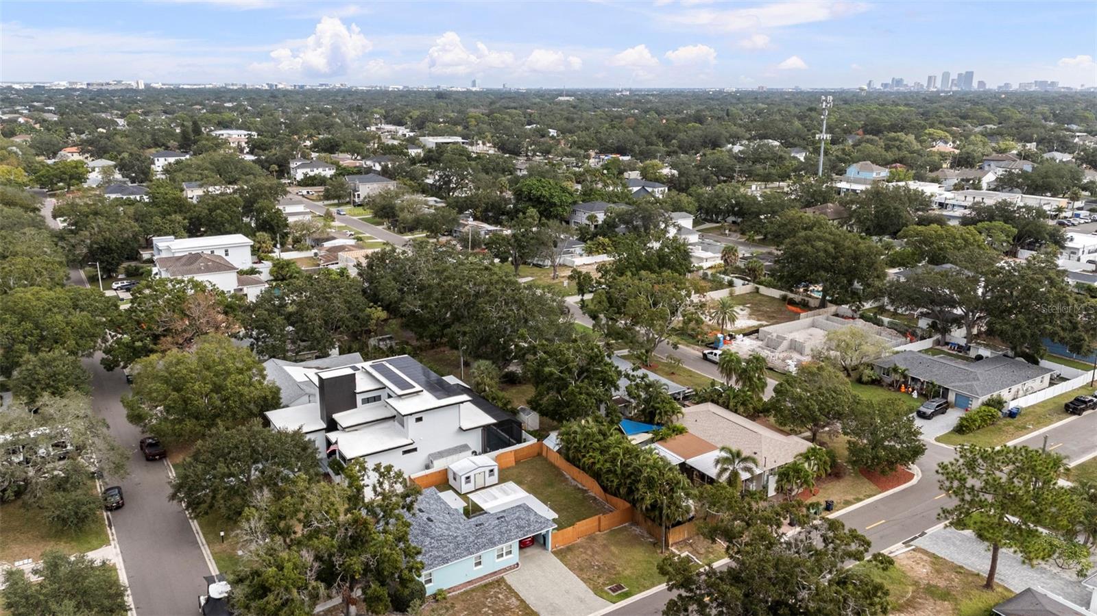 Image 58 of 65 For 3624 Gardenia Avenue