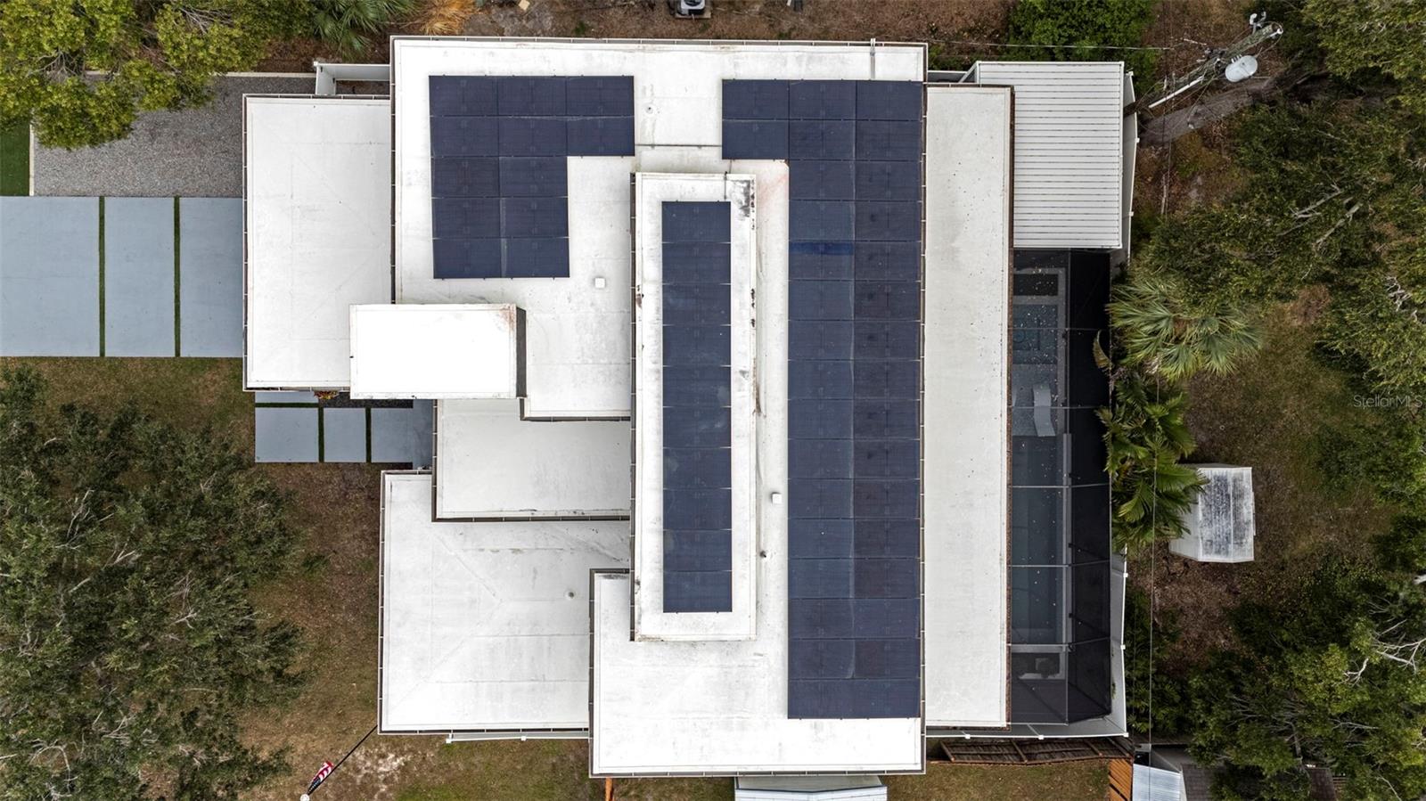 Image 59 of 65 For 3624 Gardenia Avenue