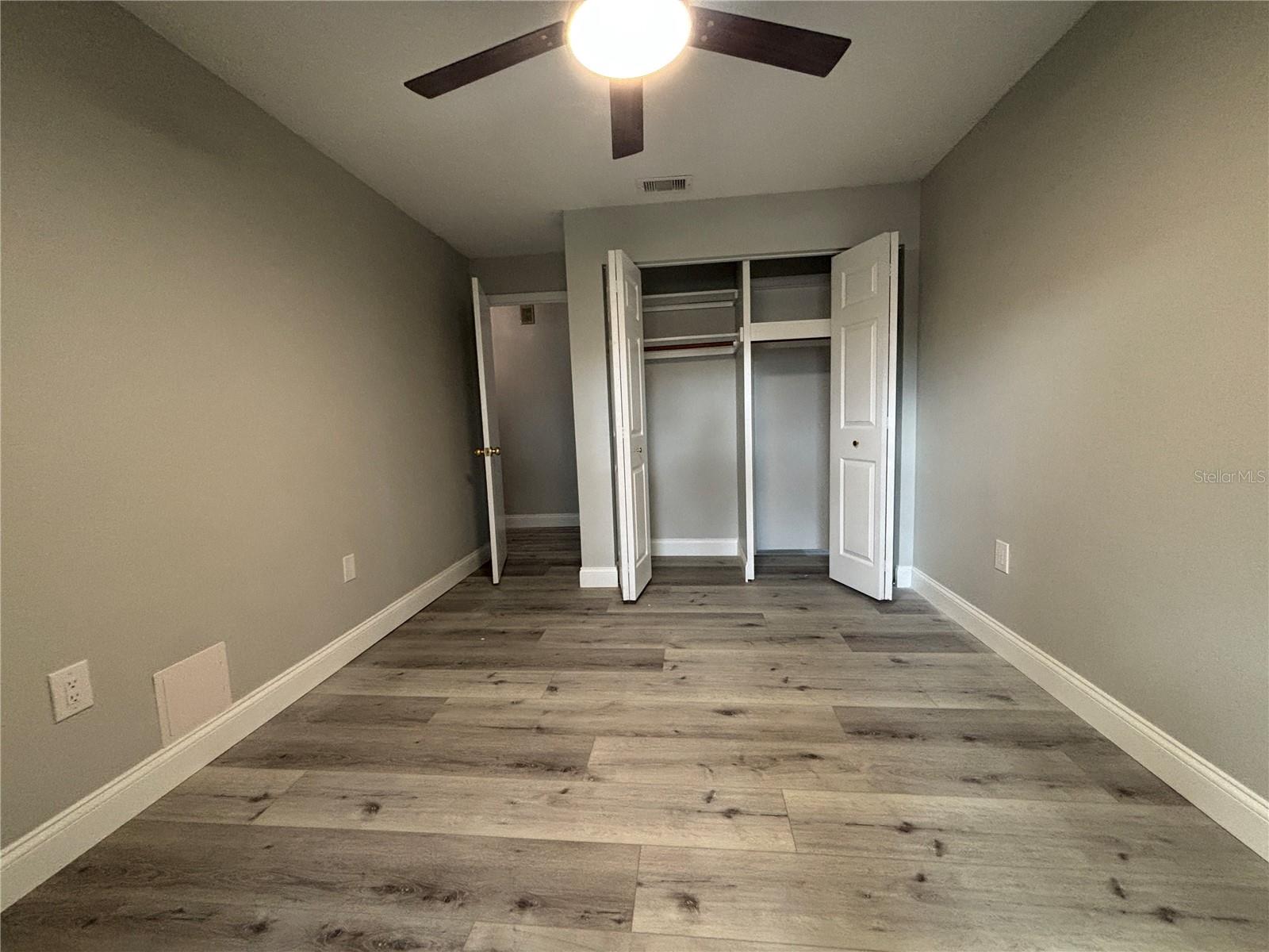 Image 13 of 29 For 2717 Warwick Terrace