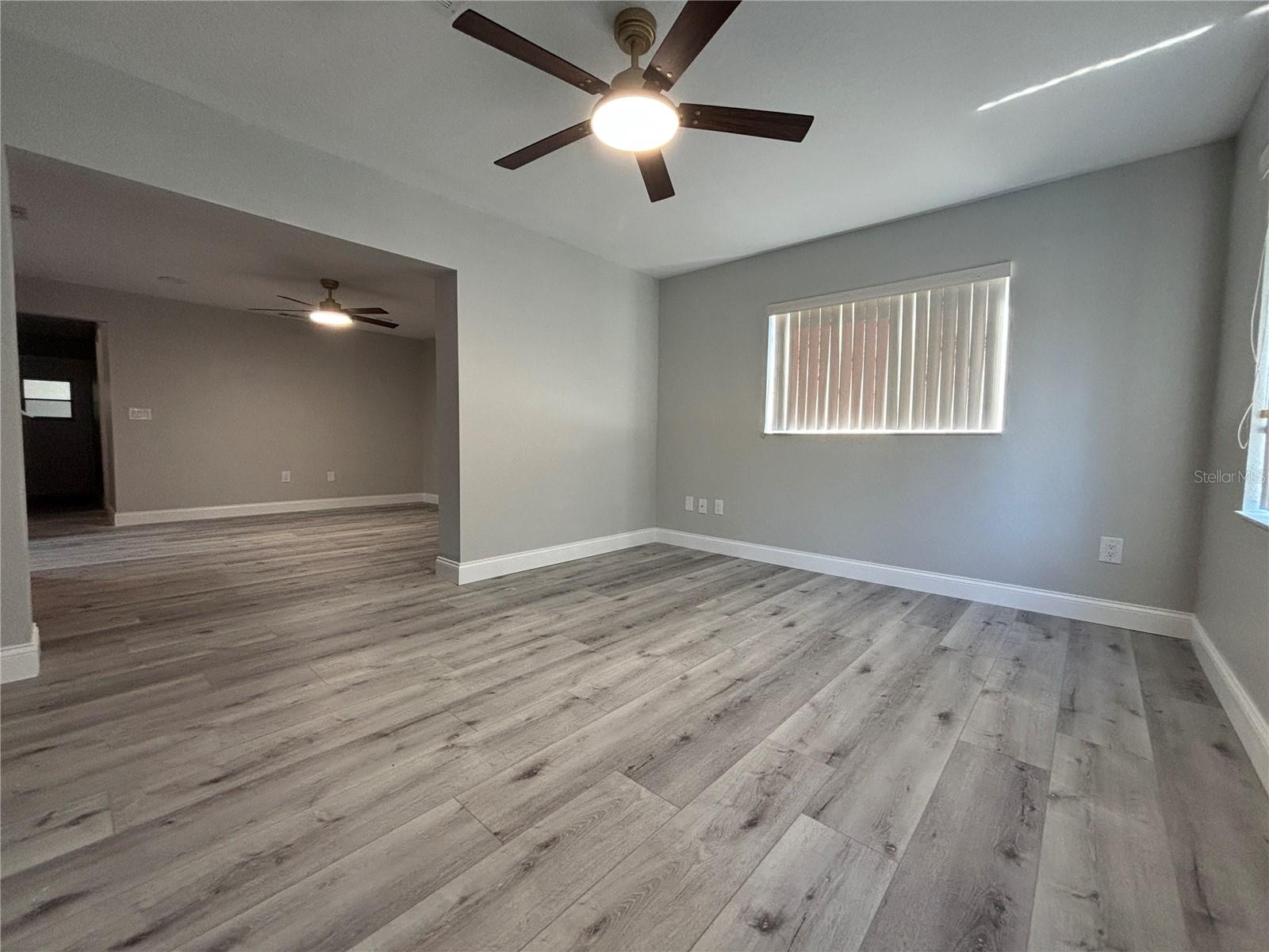 Image 19 of 29 For 2717 Warwick Terrace