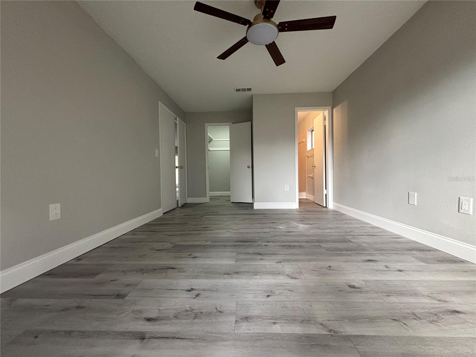 Image 5 of 29 For 2717 Warwick Terrace