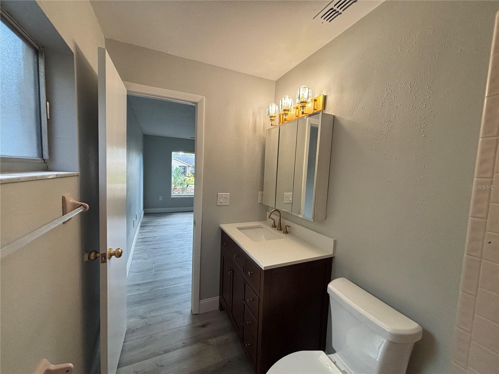 Image 7 of 29 For 2717 Warwick Terrace