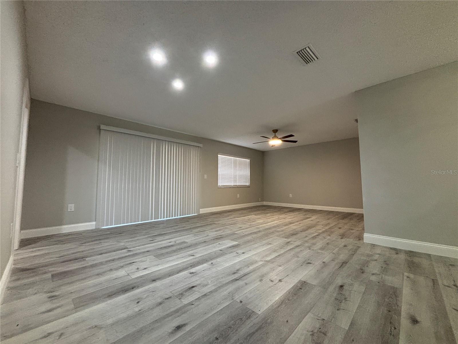 Image 9 of 29 For 2717 Warwick Terrace