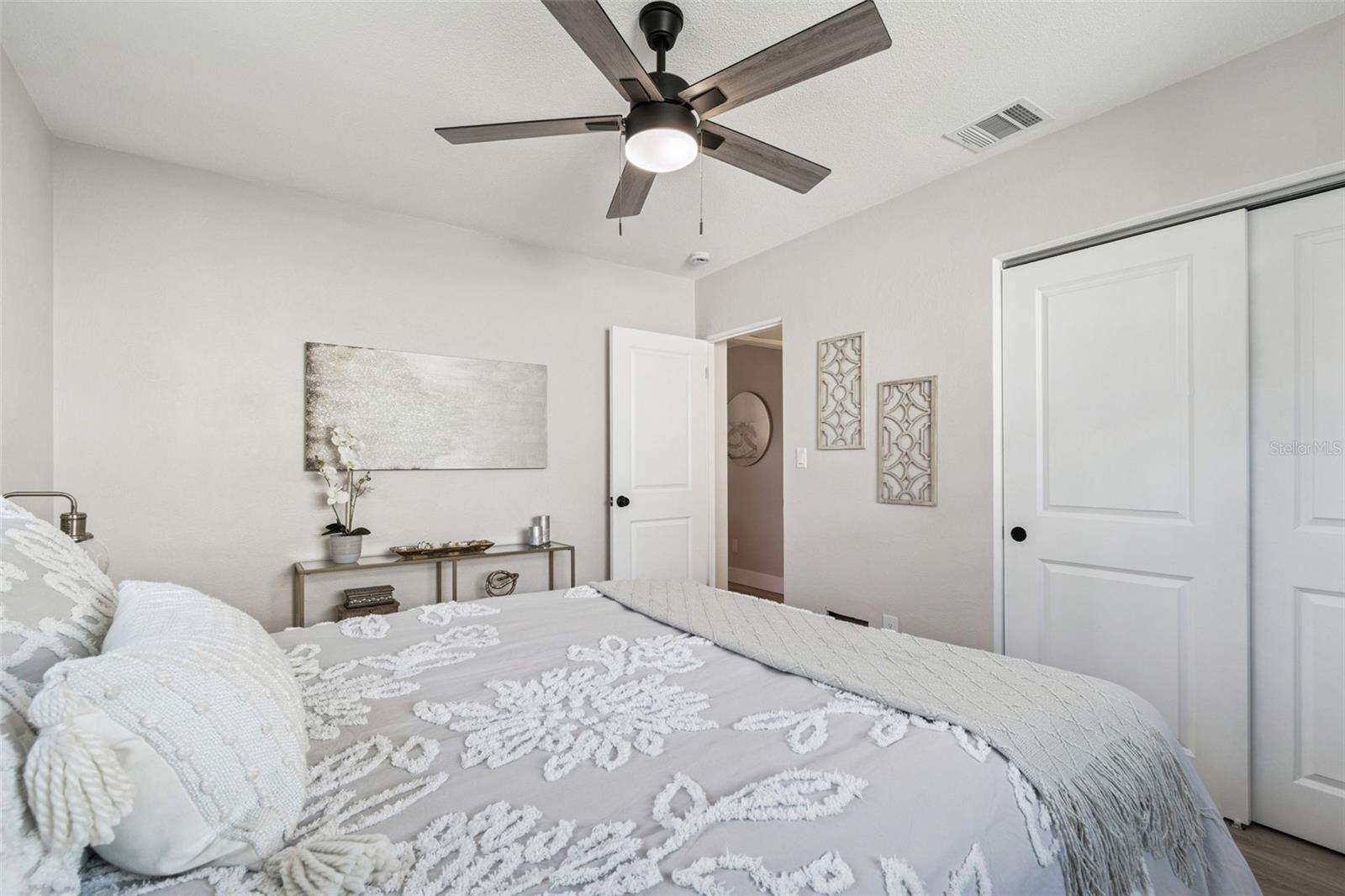 Image 14 of 21 For 3717 31st Avenue N