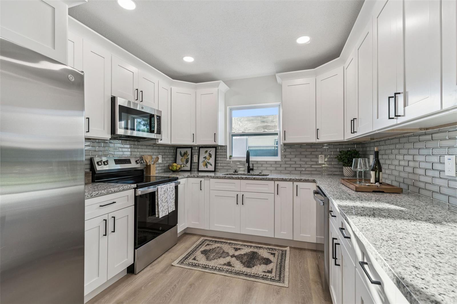 Image 9 of 21 For 3717 31st Avenue N