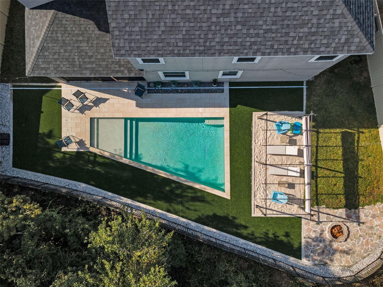 Image 19 of 73 For 6942 Rocky Canyon Way