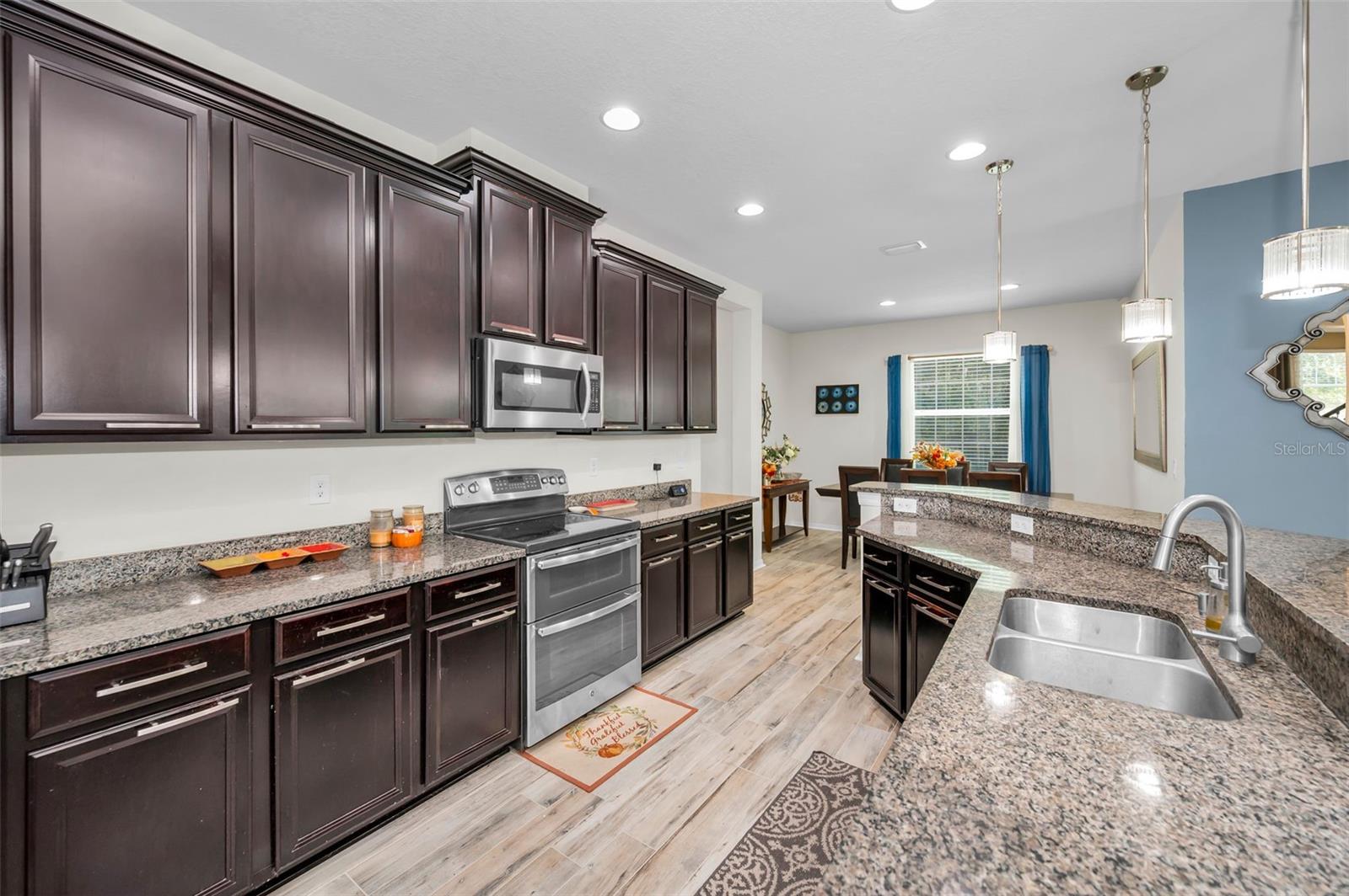 Image 36 of 73 For 6942 Rocky Canyon Way