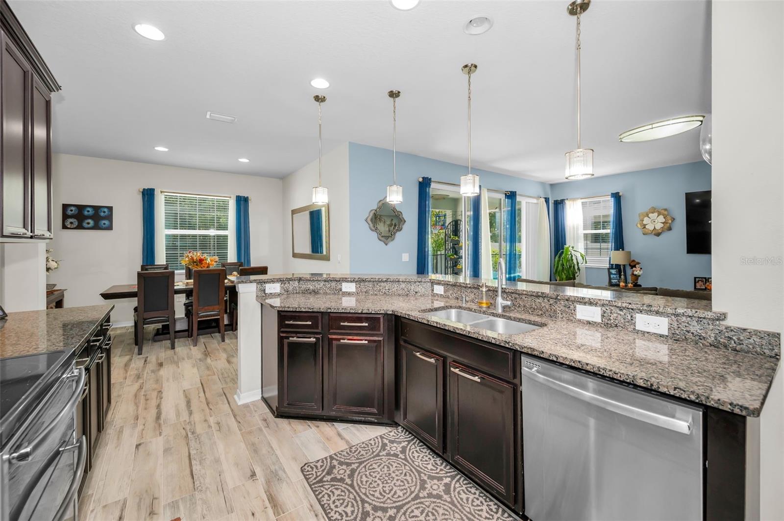 Image 37 of 73 For 6942 Rocky Canyon Way