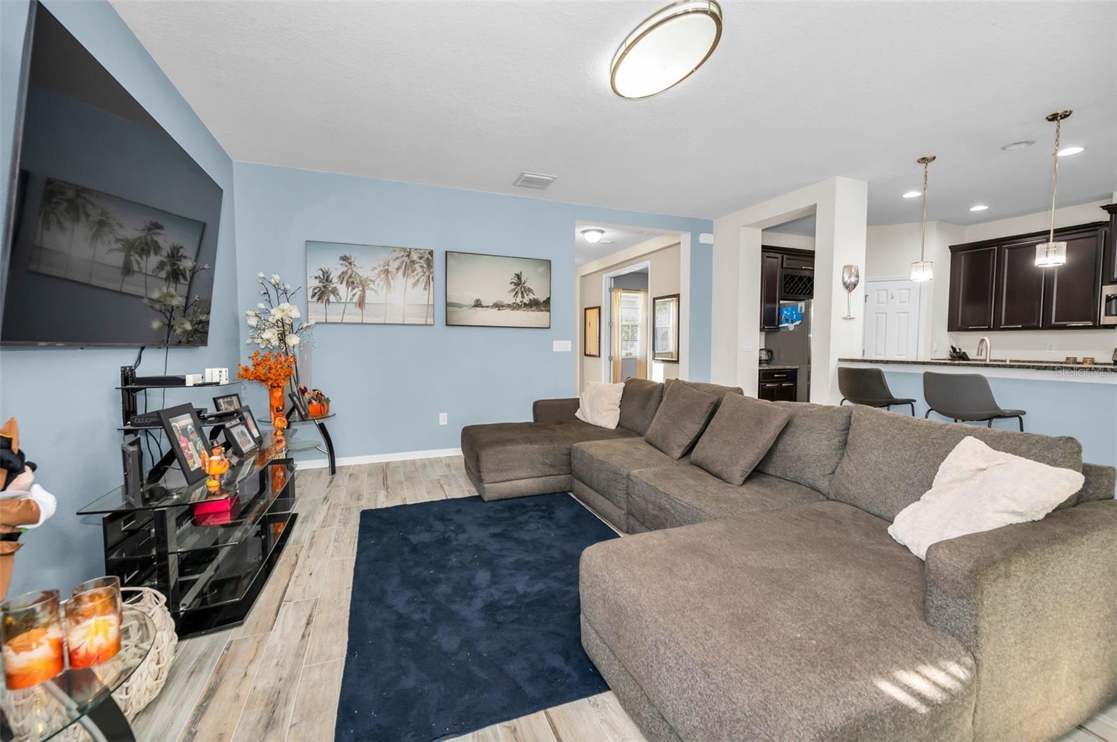 Image 41 of 73 For 6942 Rocky Canyon Way