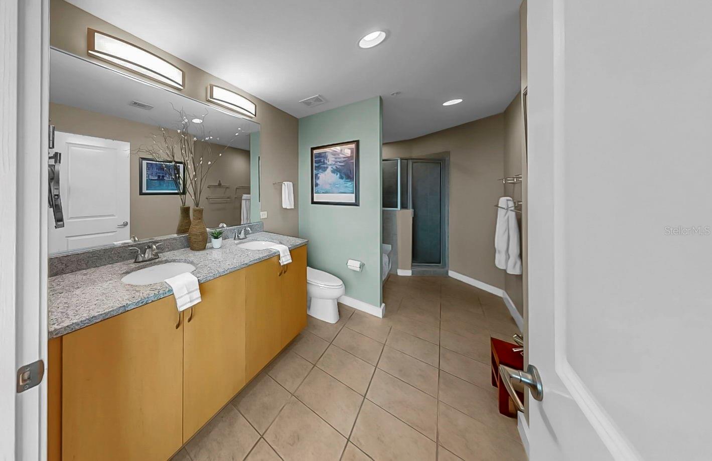 Image 33 of 63 For 777 Ashley Drive 1702