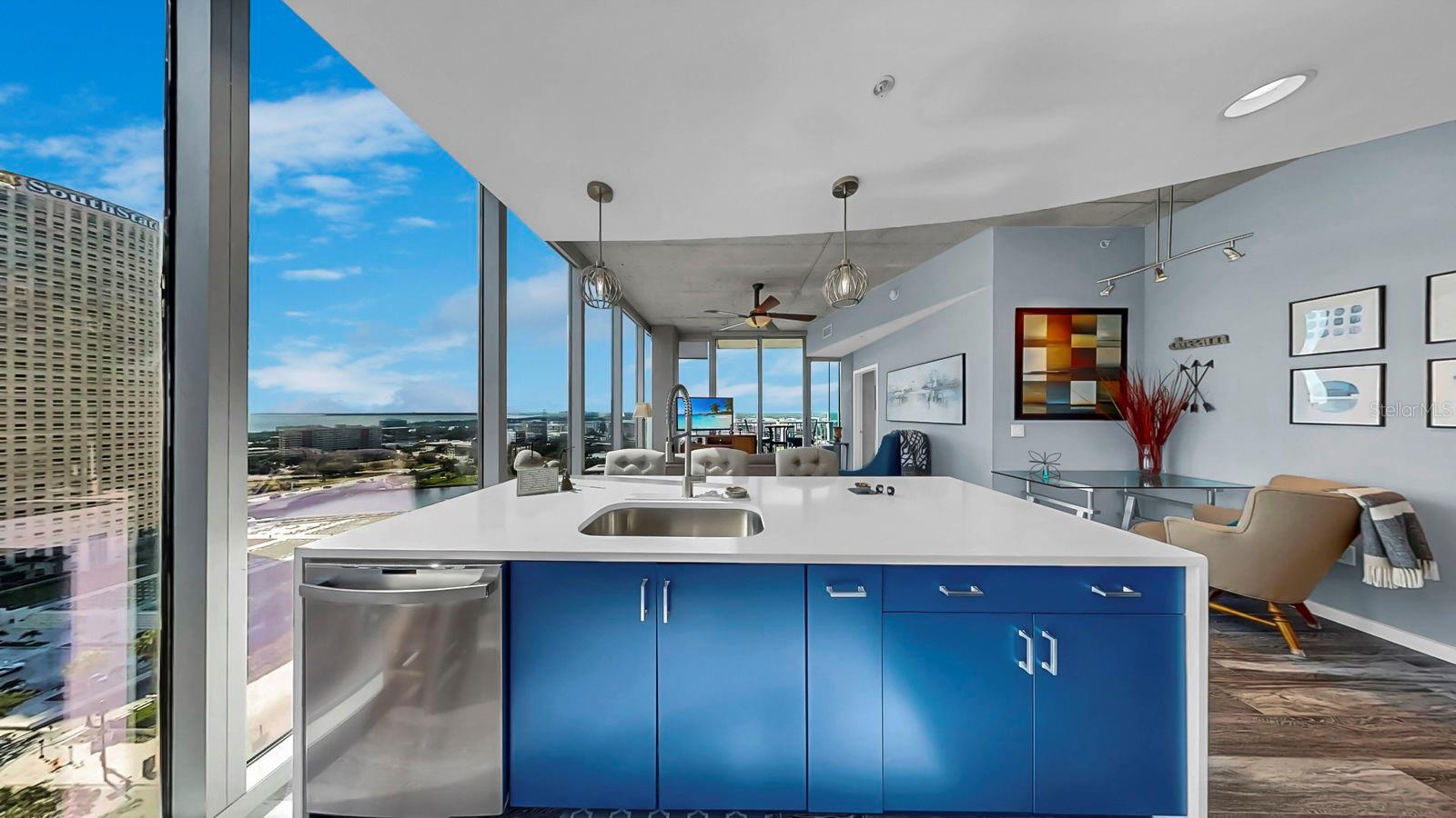 Image 7 of 63 For 777 Ashley Drive 1702