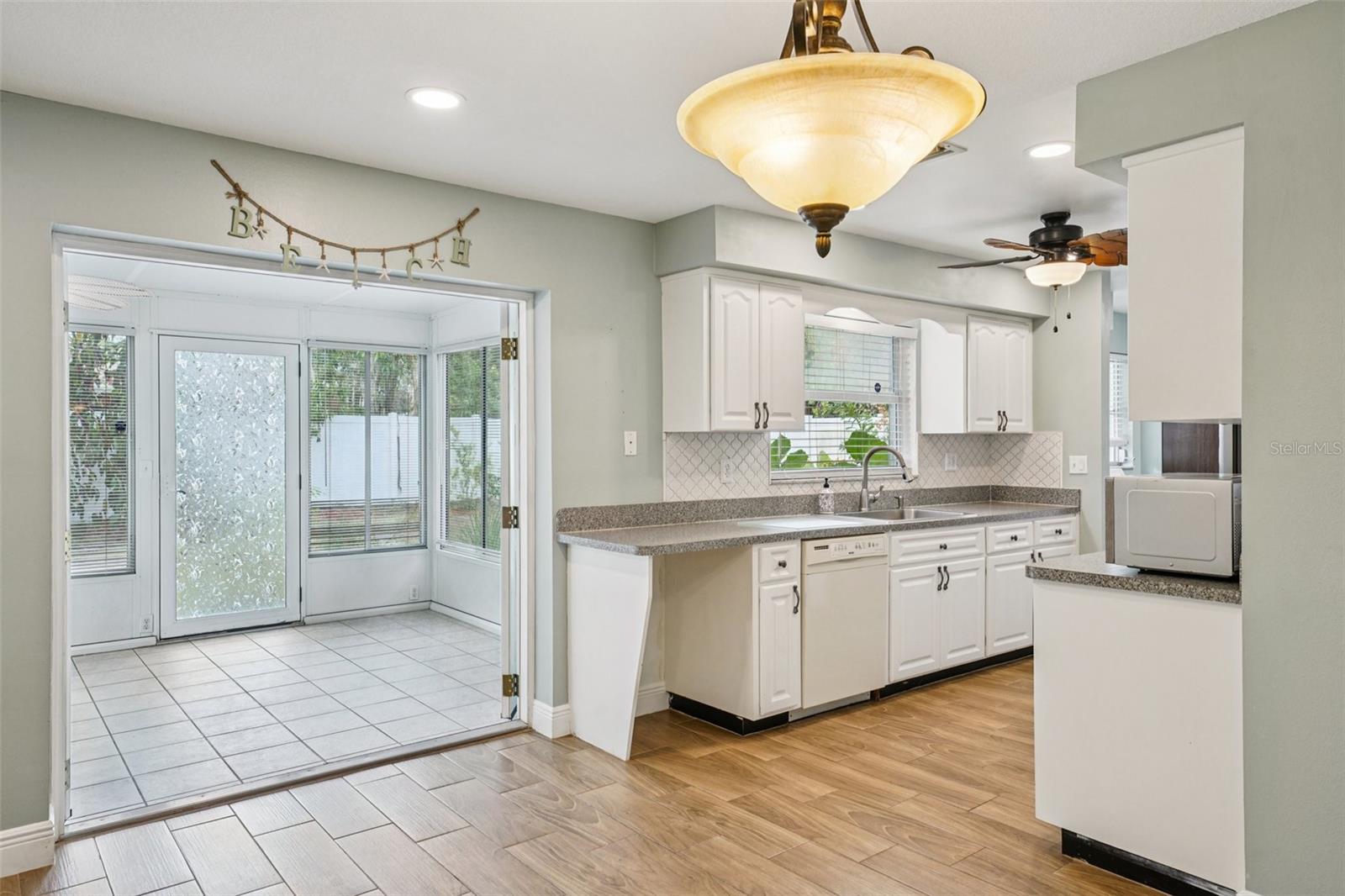 Image 37 of 62 For 1118 Carlton Road