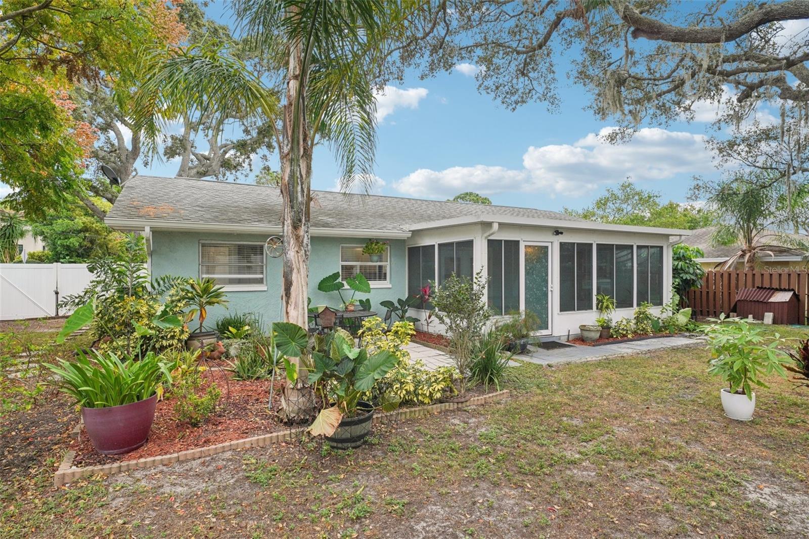 Image 42 of 62 For 1118 Carlton Road