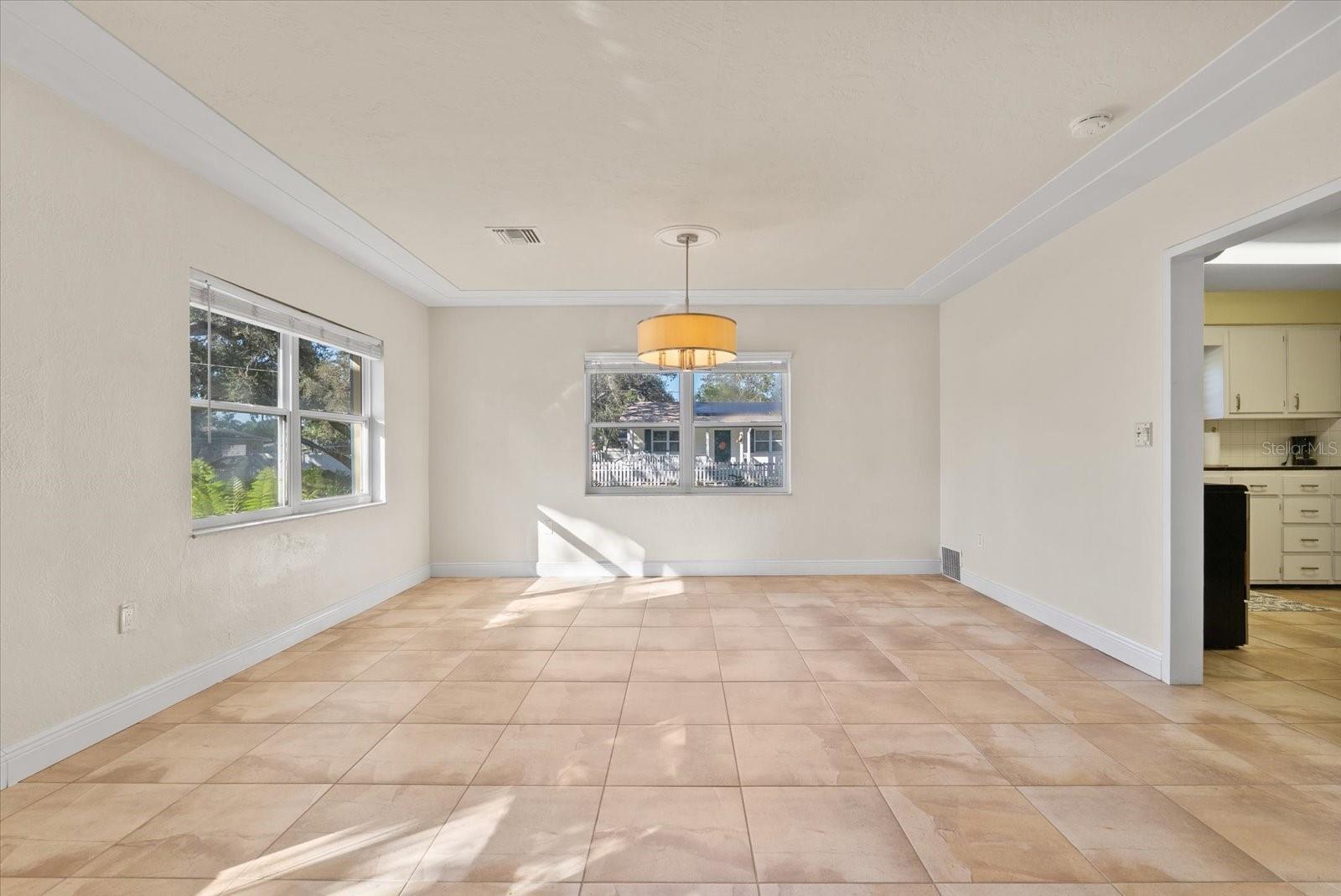 Image 10 of 53 For 441 47th Street N