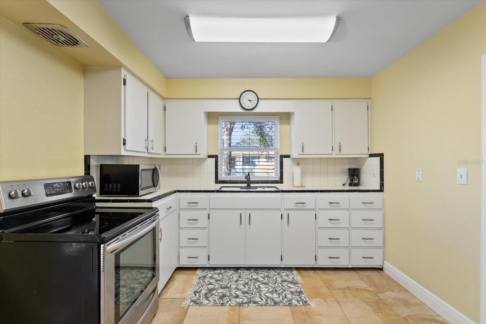 Image 13 of 53 For 441 47th Street N