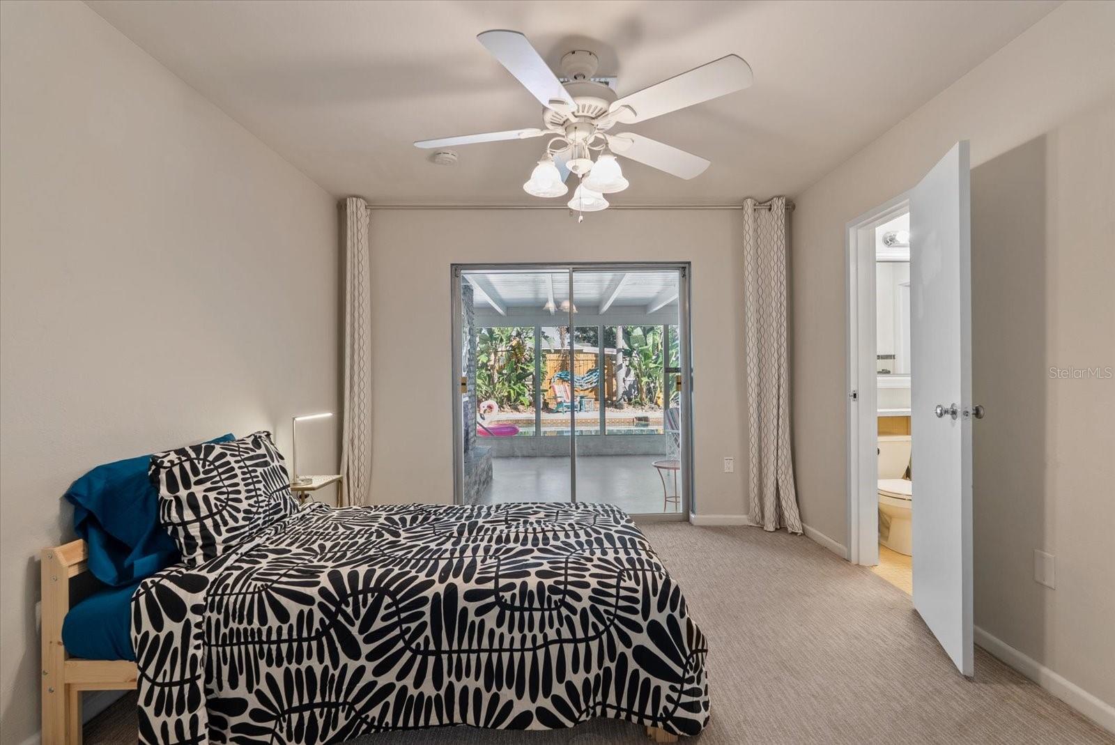 Image 17 of 53 For 441 47th Street N