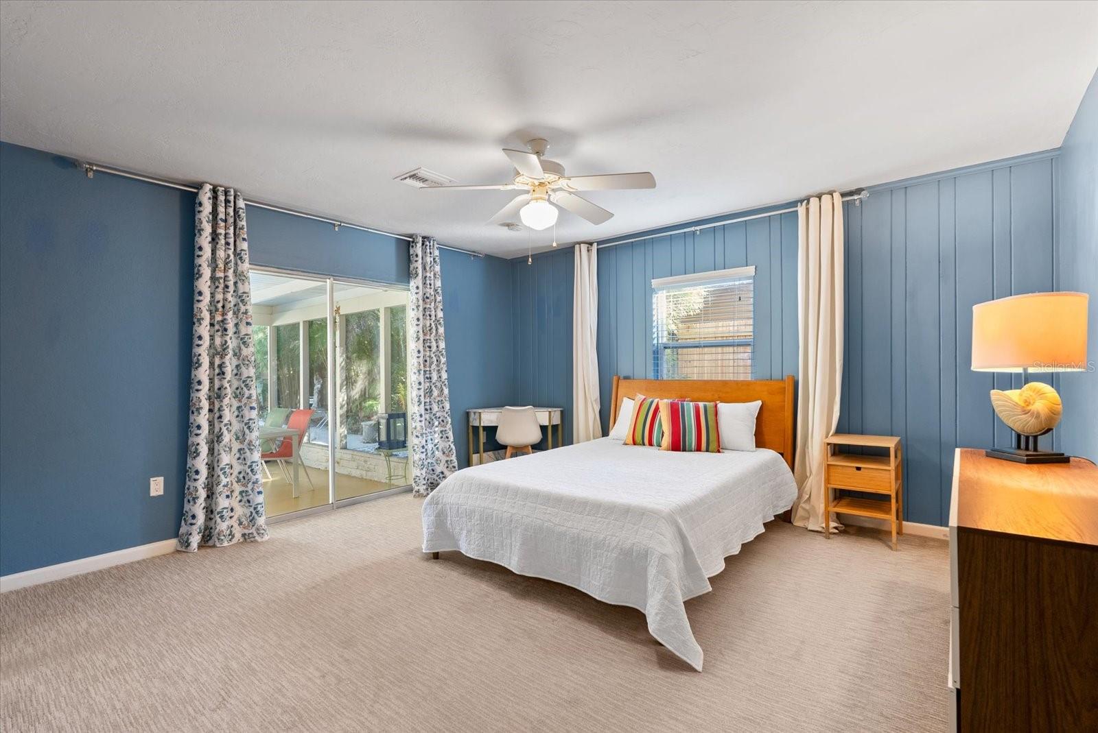 Image 21 of 53 For 441 47th Street N