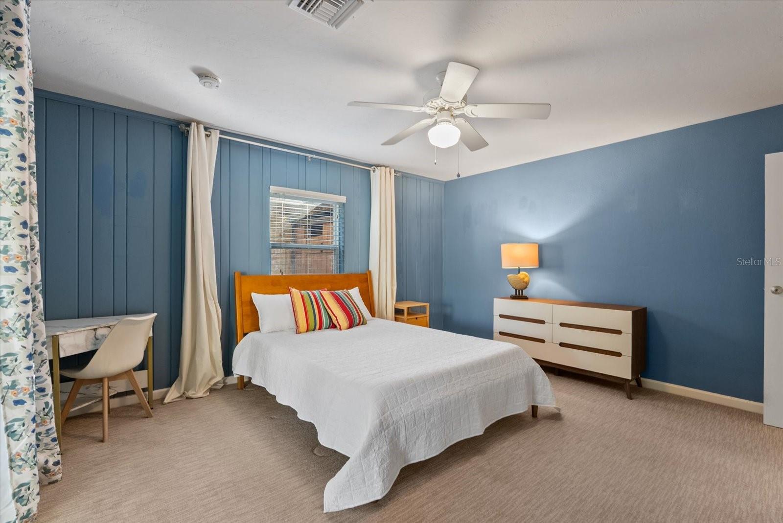 Image 22 of 53 For 441 47th Street N