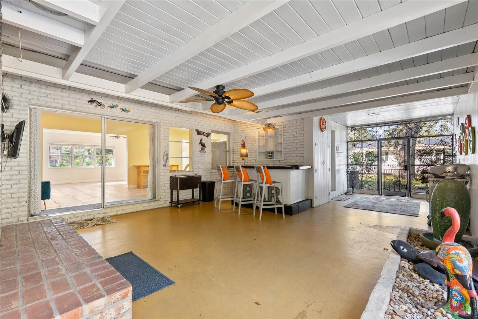 Image 28 of 53 For 441 47th Street N