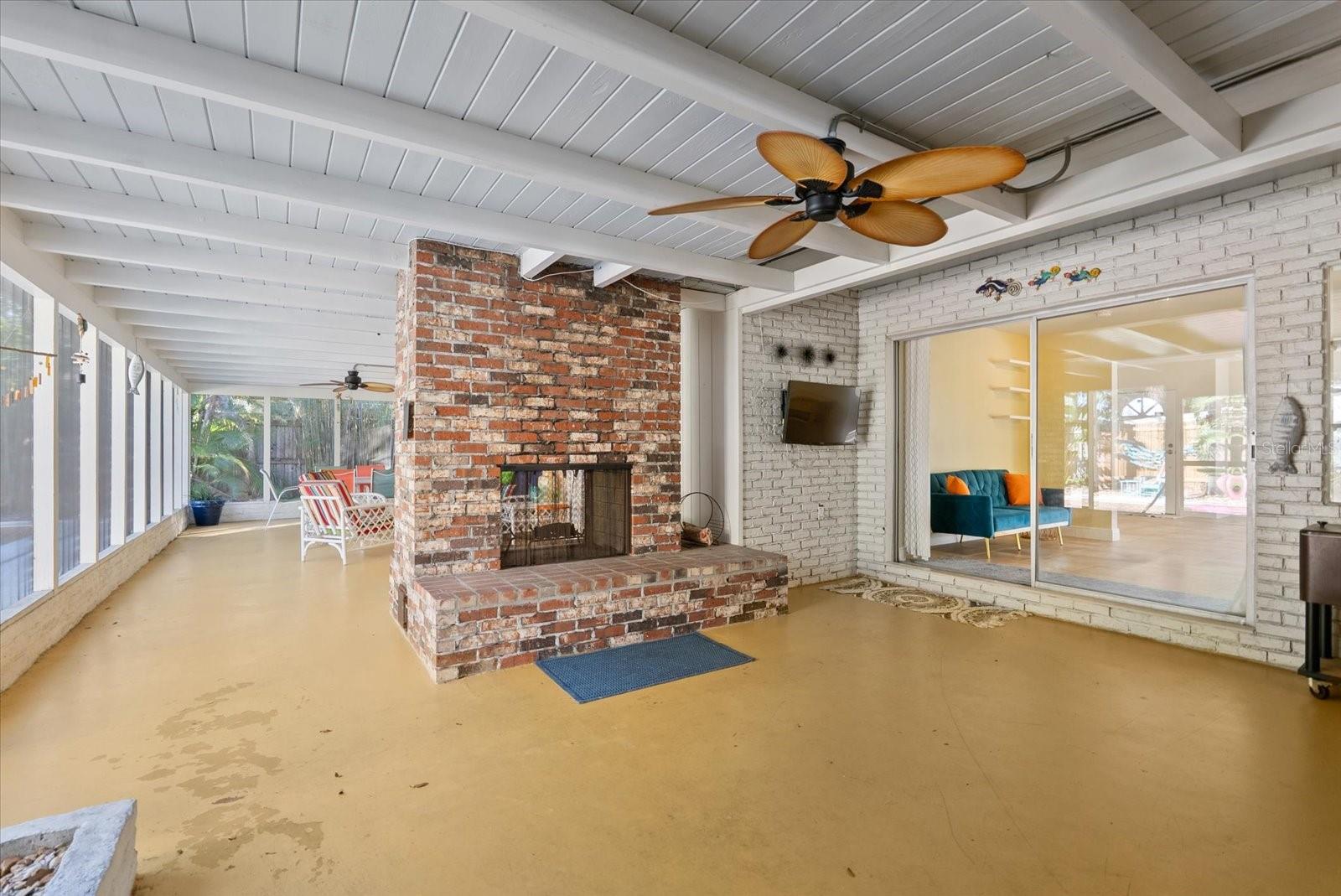 Image 30 of 53 For 441 47th Street N