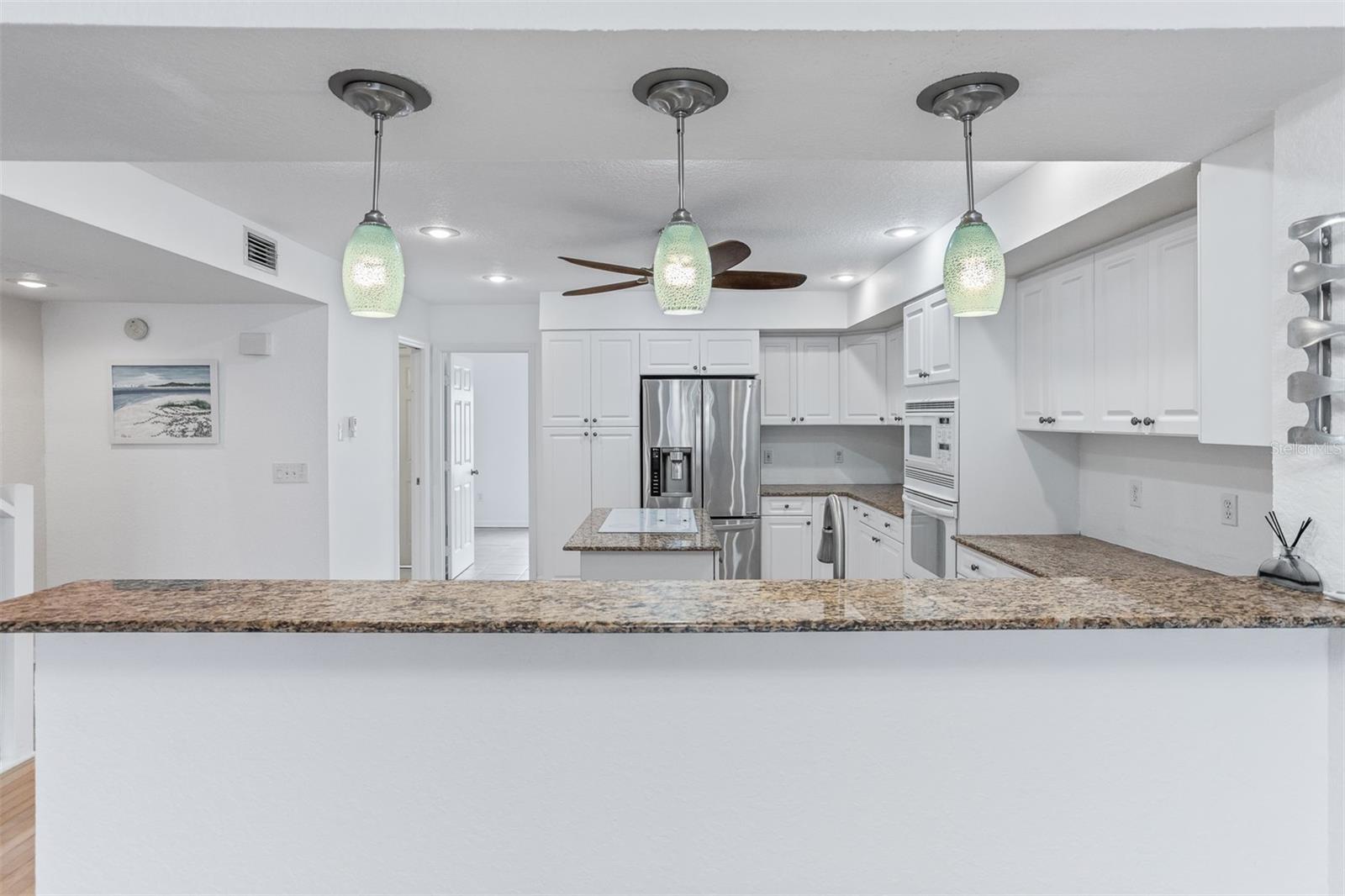 Image 13 of 78 For 521 Pinellas Bayway S 202