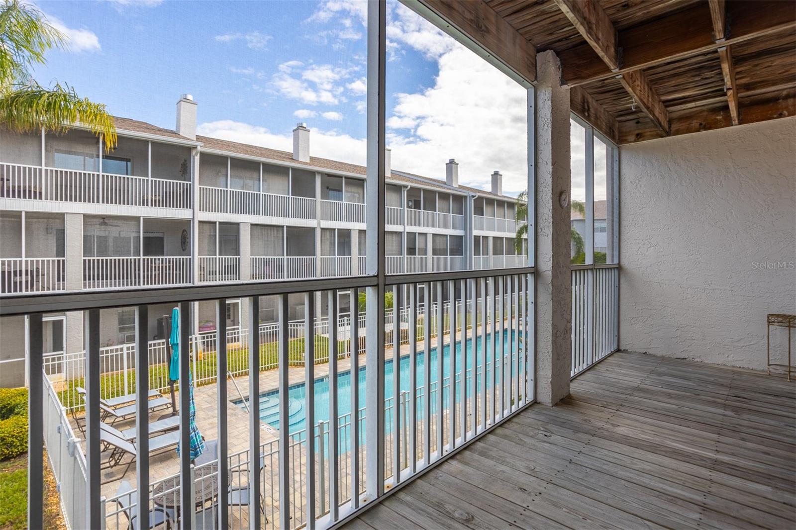 Image 21 of 78 For 521 Pinellas Bayway S 202