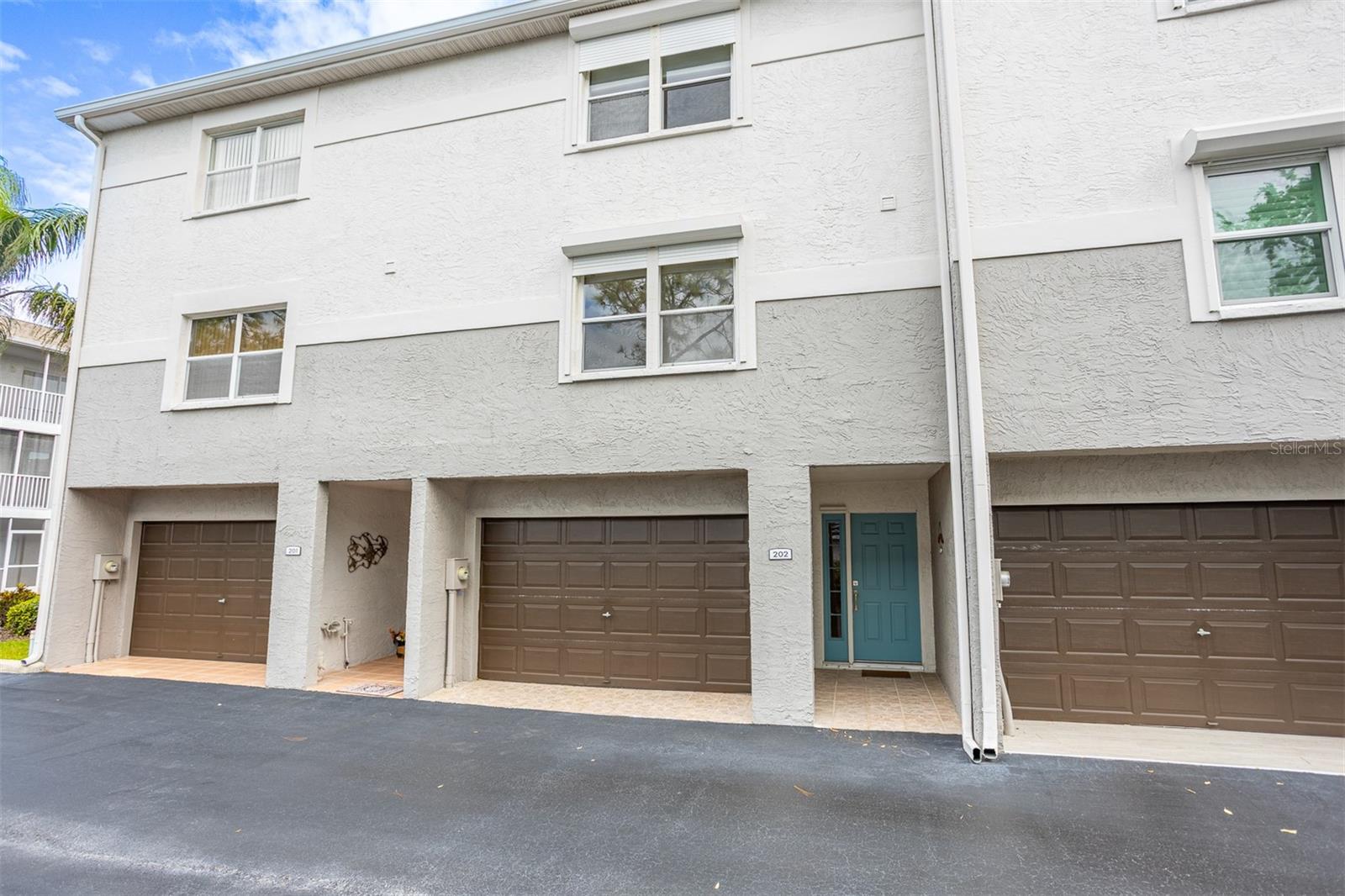 Image 49 of 78 For 521 Pinellas Bayway S 202